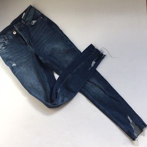 ✨Distressed Jeans✨